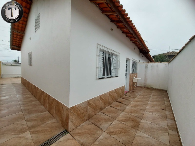 Casa à venda com 2 quartos, 50m² - Foto 11