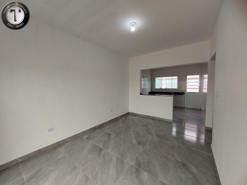 Casa à venda com 2 quartos, 50m² - Foto 16