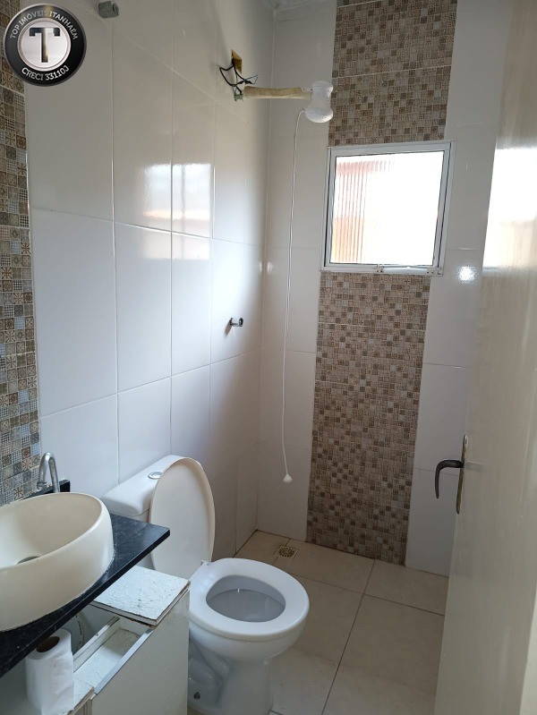 Casa à venda com 2 quartos, 55m² - Foto 18