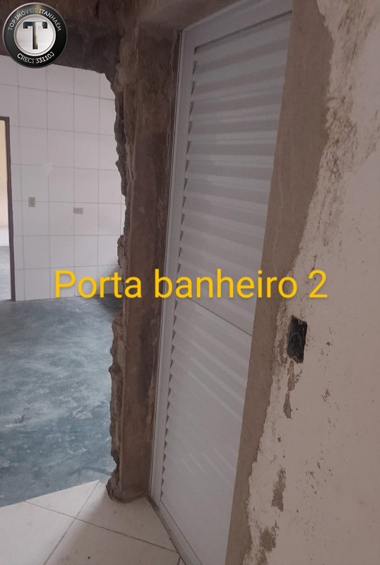 Casa à venda com 2 quartos, 45m² - Foto 14