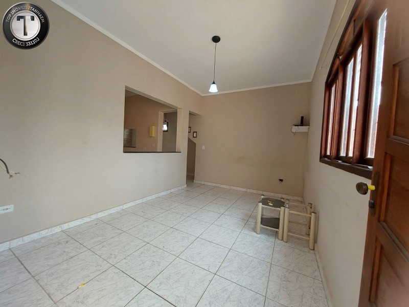 Casa à venda com 2 quartos, 75m² - Foto 25