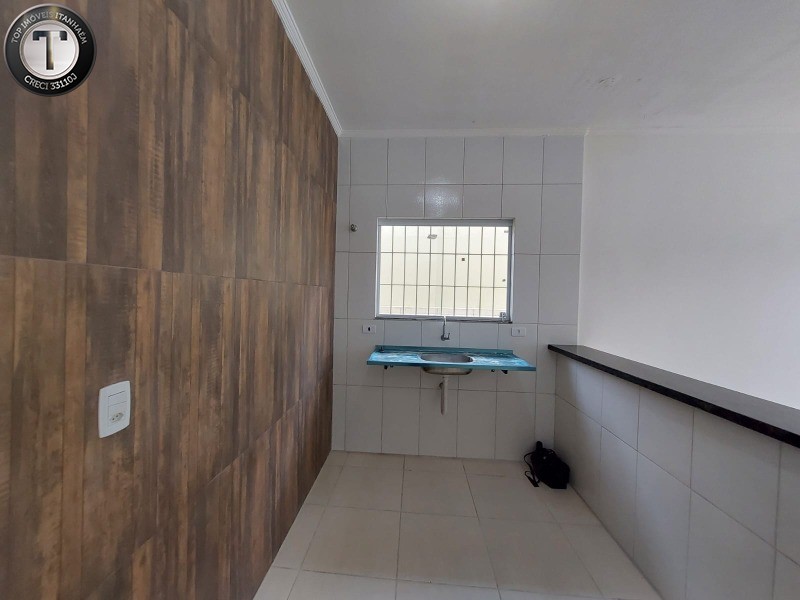 Casa à venda com 2 quartos, 64m² - Foto 18