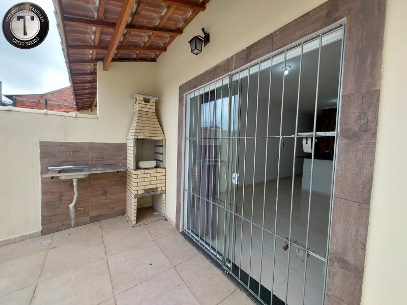 Casa à venda com 2 quartos, 64m² - Foto 9