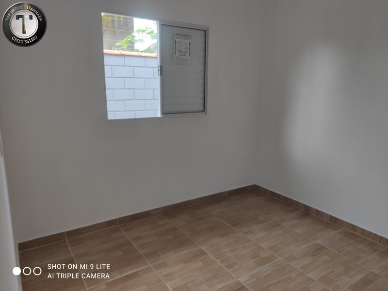 Casa à venda com 2 quartos, 60m² - Foto 18