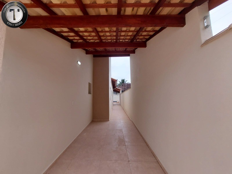 Casa à venda com 2 quartos, 92m² - Foto 8