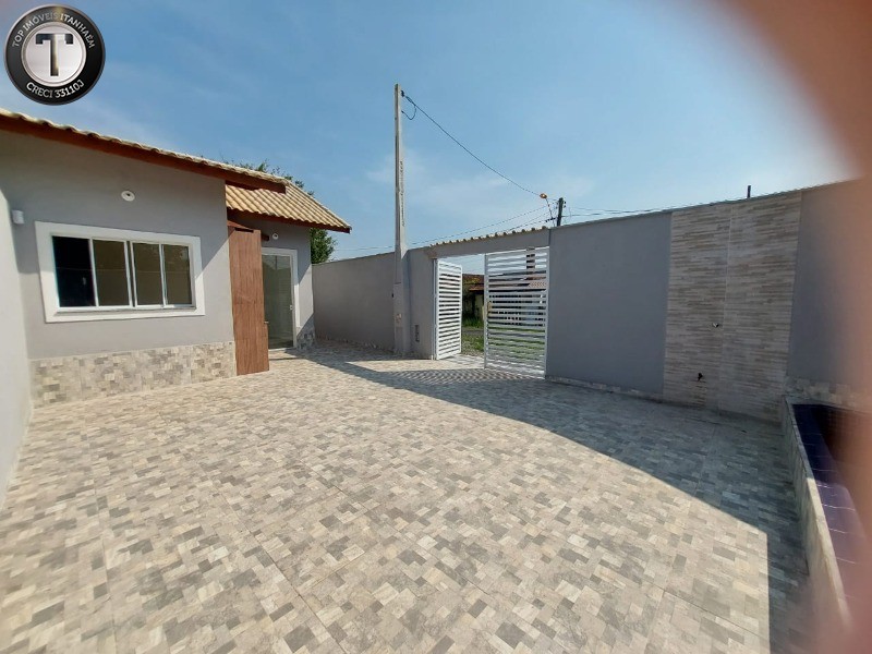 Casa à venda com 2 quartos, 54m² - Foto 1