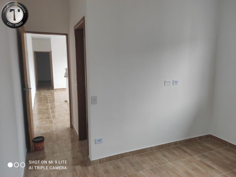 Casa à venda com 2 quartos, 60m² - Foto 17