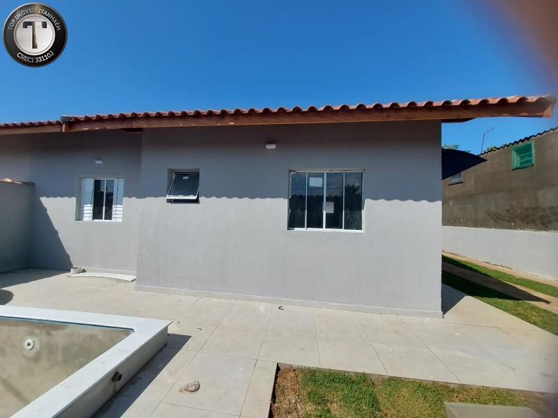 Casa à venda com 2 quartos, 53m² - Foto 3