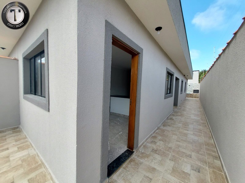 Casa à venda com 2 quartos, 56m² - Foto 4