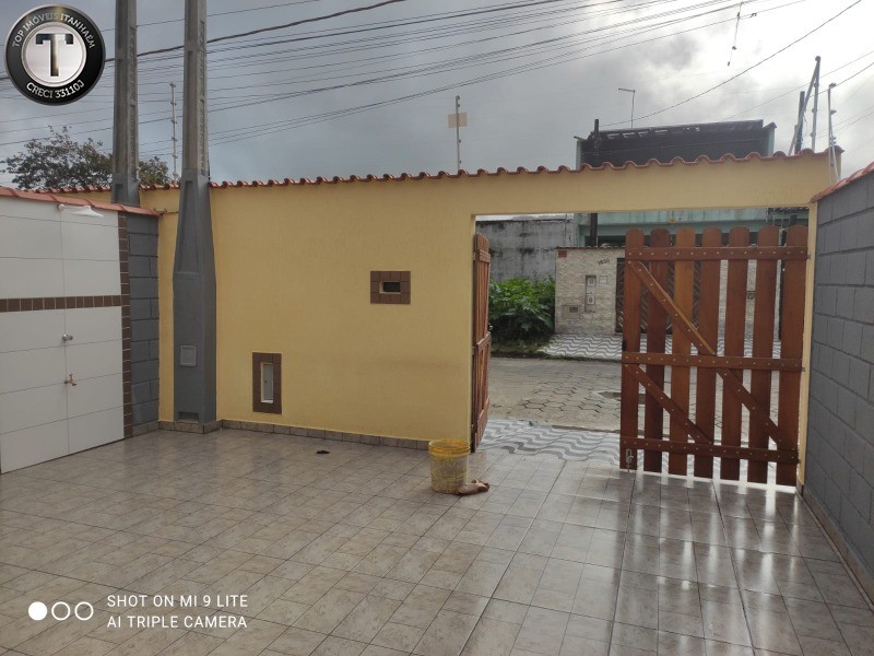 Casa à venda com 2 quartos, 60m² - Foto 4