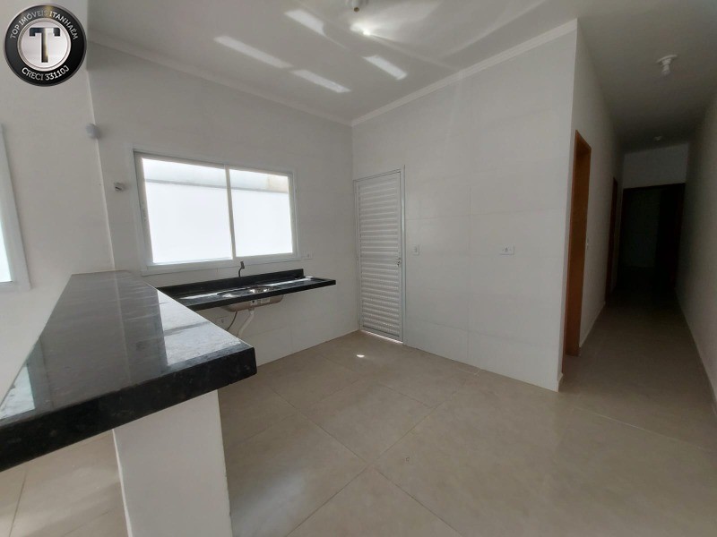 Casa à venda com 2 quartos, 69m² - Foto 18