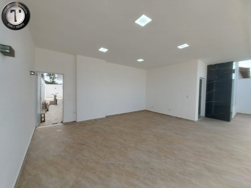 Casa à venda com 3 quartos, 140m² - Foto 3