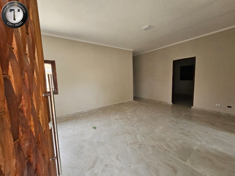 Casa à venda com 4 quartos, 200m² - Foto 17