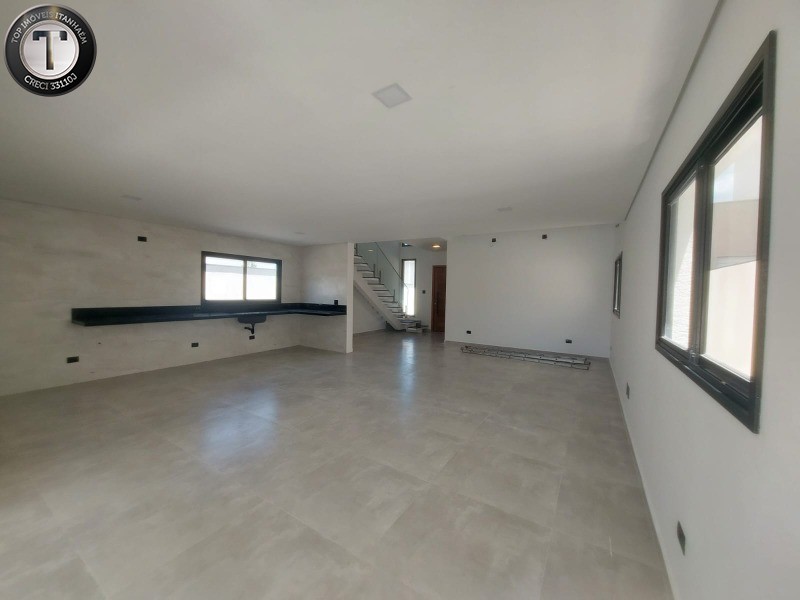 Casa à venda com 3 quartos, 138m² - Foto 13