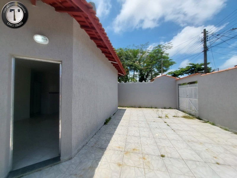 Casa à venda com 2 quartos, 60m² - Foto 3