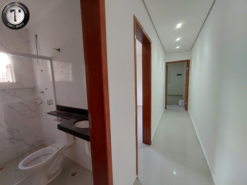 Casa à venda com 2 quartos, 68m² - Foto 17