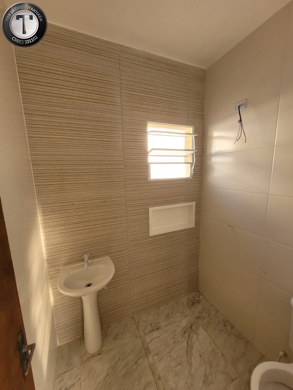 Casa à venda com 2 quartos, 50m² - Foto 16