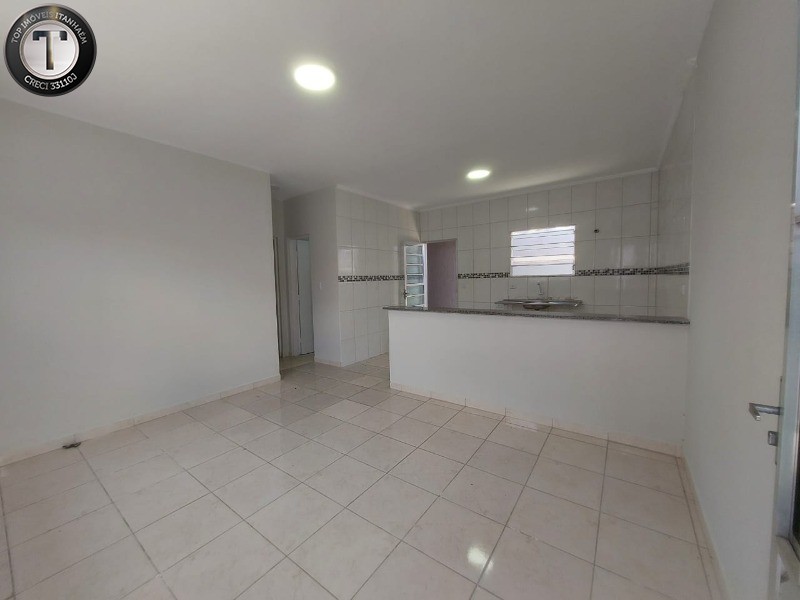 Casa à venda com 2 quartos, 60m² - Foto 15