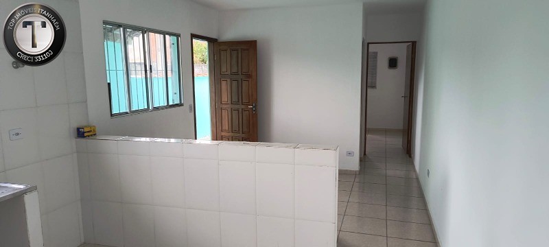 Casa à venda com 2 quartos, 62m² - Foto 4