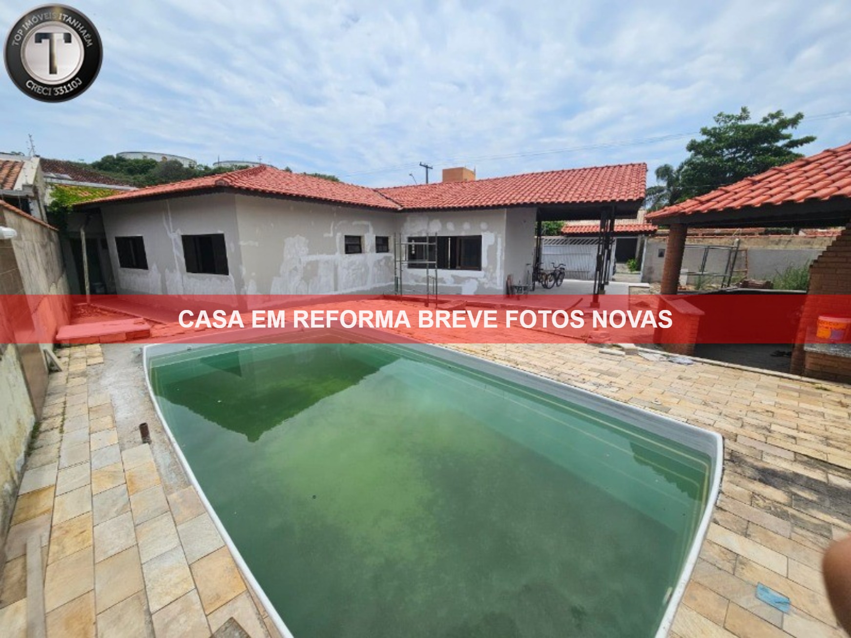 Casa à venda com 4 quartos, 200m² - Foto 1