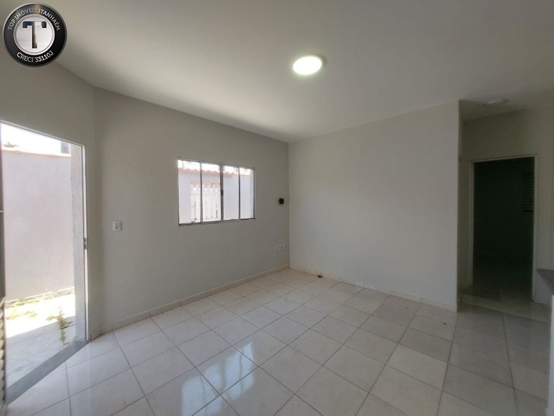 Casa à venda com 2 quartos, 60m² - Foto 14