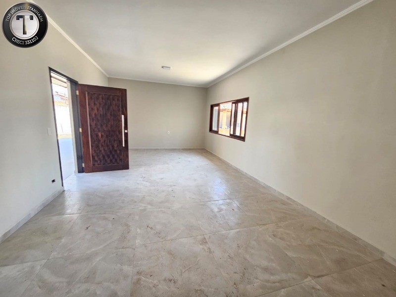 Casa à venda com 4 quartos, 200m² - Foto 16