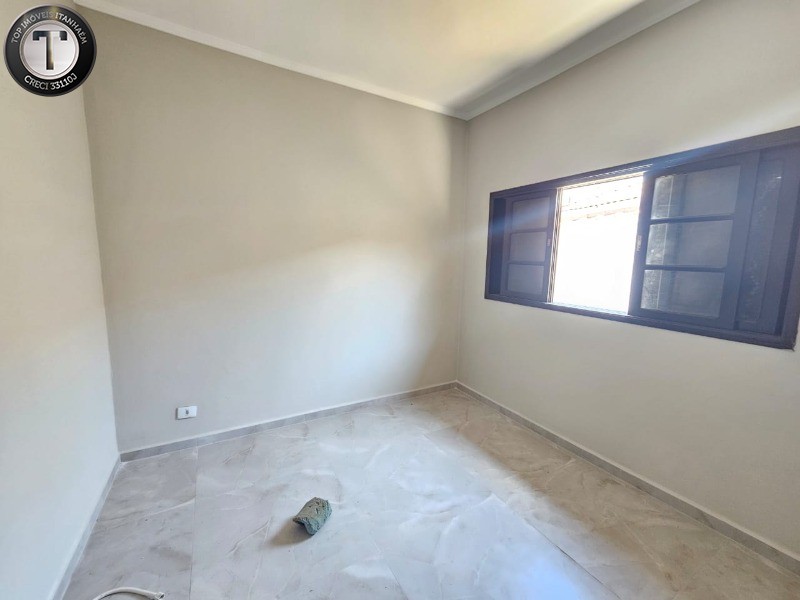 Casa à venda com 4 quartos, 200m² - Foto 26