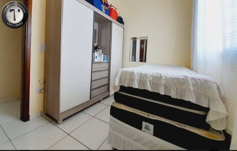 Casa à venda com 2 quartos, 60m² - Foto 13