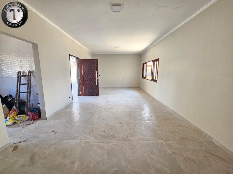 Casa à venda com 4 quartos, 200m² - Foto 19