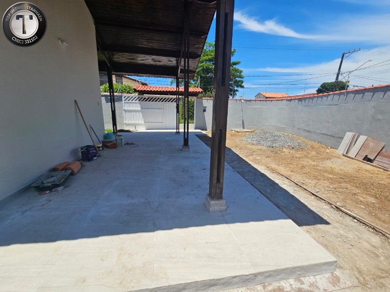 Casa à venda com 4 quartos, 200m² - Foto 15