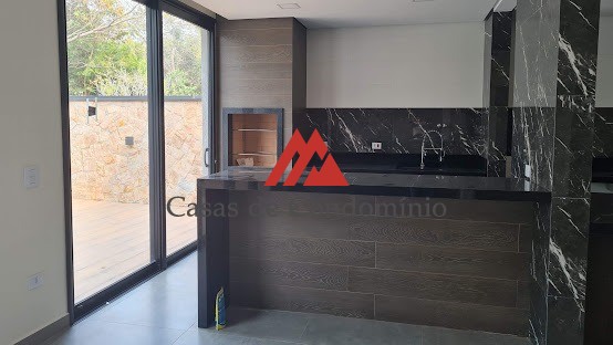 Casa à venda com 4 quartos, 526m² - Foto 4