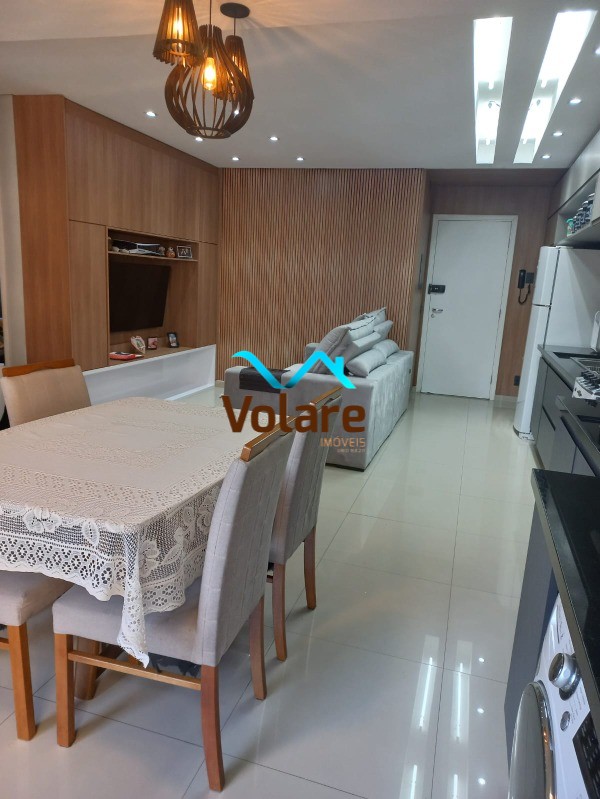 Apartamento à venda com 2 quartos, 61m² - Foto 4