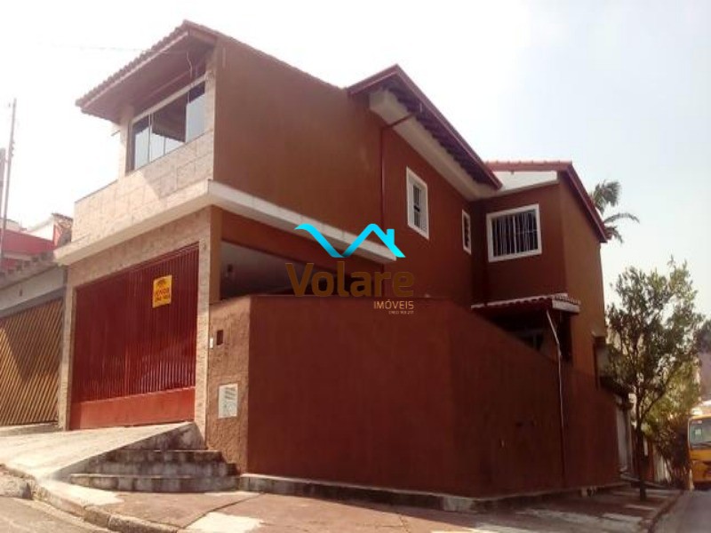 Casa à venda com 3 quartos, 168m² - Foto 1