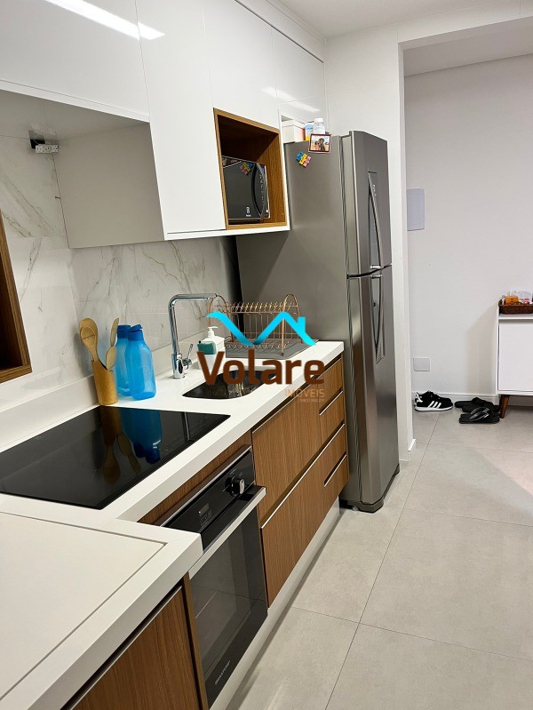 Apartamento à venda com 2 quartos, 45m² - Foto 2