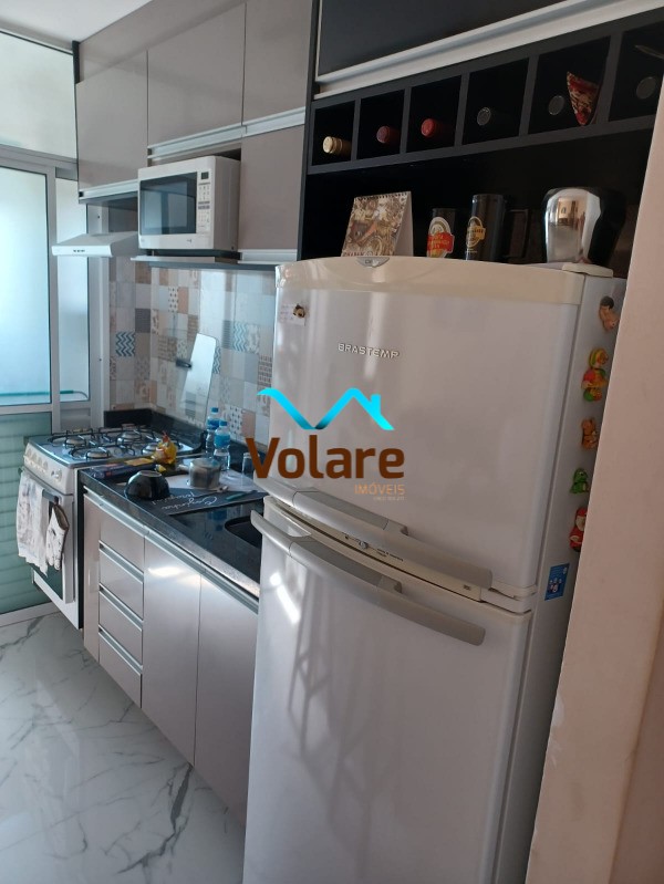 Apartamento à venda com 2 quartos, 65m² - Foto 3