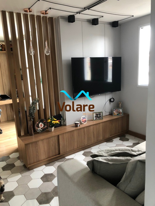 Apartamento à venda com 2 quartos, 70m² - Foto 2