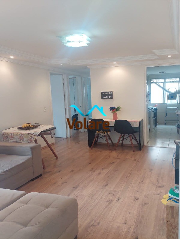 Apartamento à venda com 2 quartos, 42m² - Foto 3