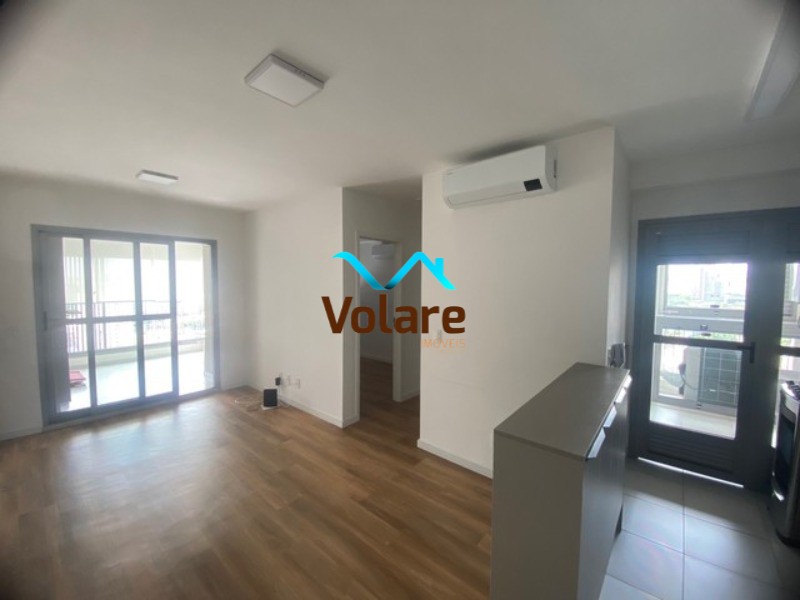 Apartamento à venda com 2 quartos, 64m² - Foto 2