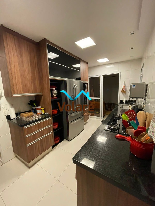 Apartamento à venda com 3 quartos, 202m² - Foto 25