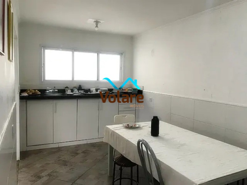 Casa à venda com 4 quartos, 300m² - Foto 11