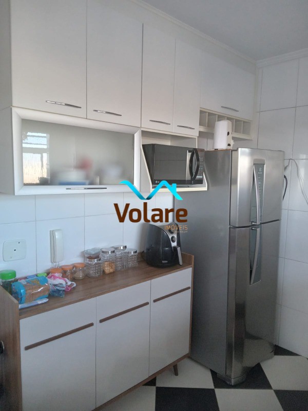 Apartamento à venda com 2 quartos, 72m² - Foto 3