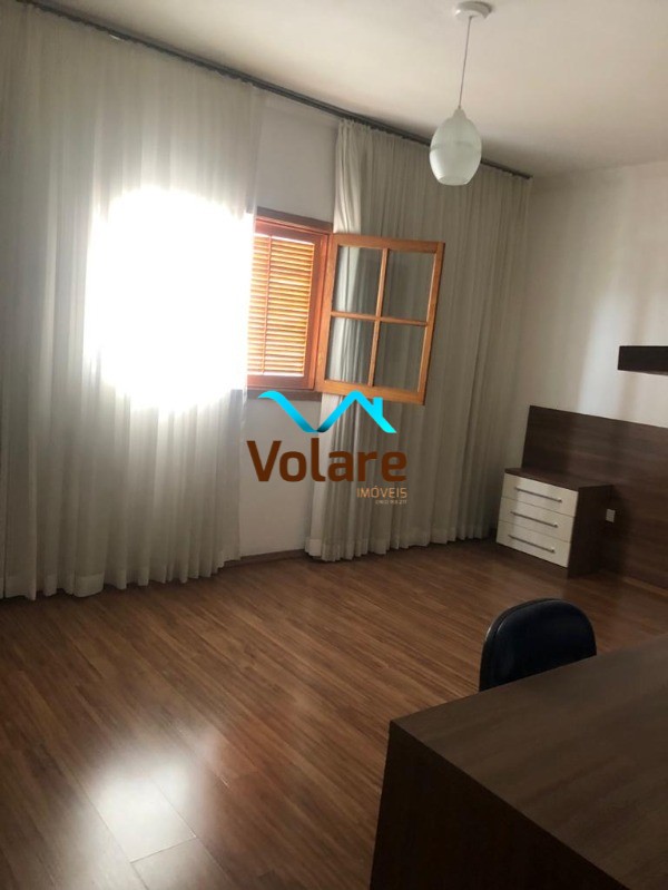 Casa à venda com 4 quartos, 300m² - Foto 9