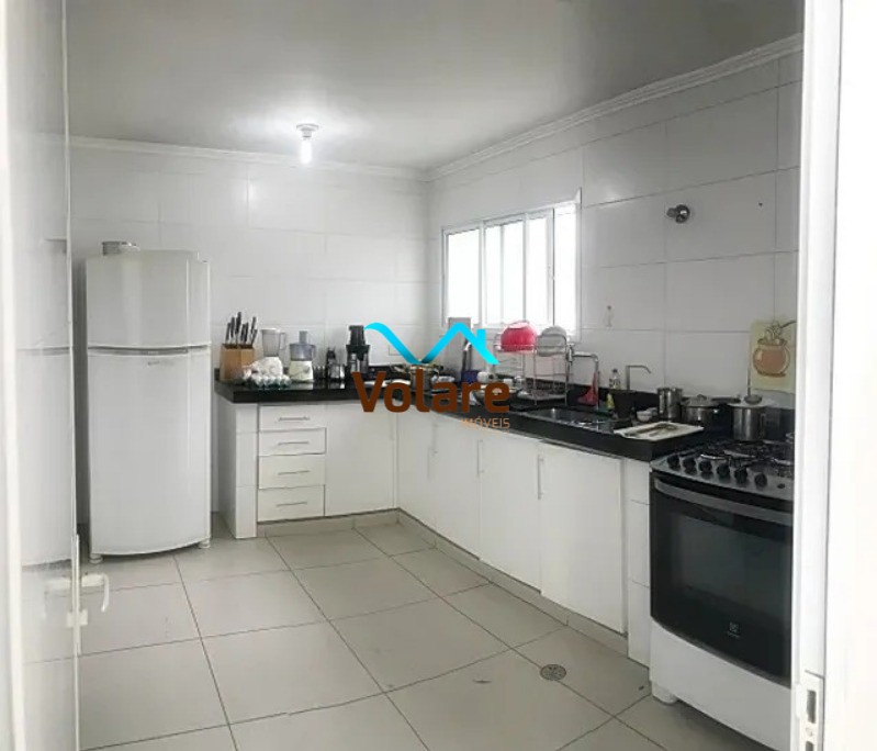 Casa à venda com 4 quartos, 300m² - Foto 10