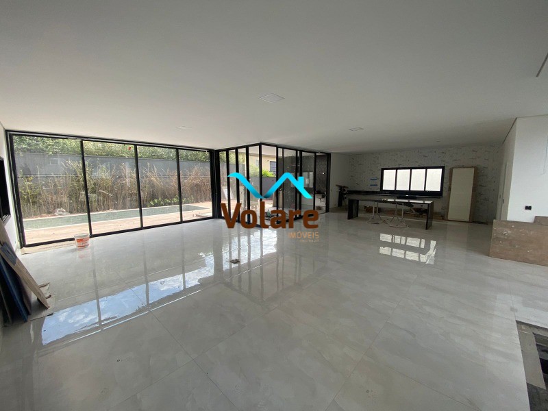 Casa de Condomínio à venda com 4 quartos, 555m² - Foto 1