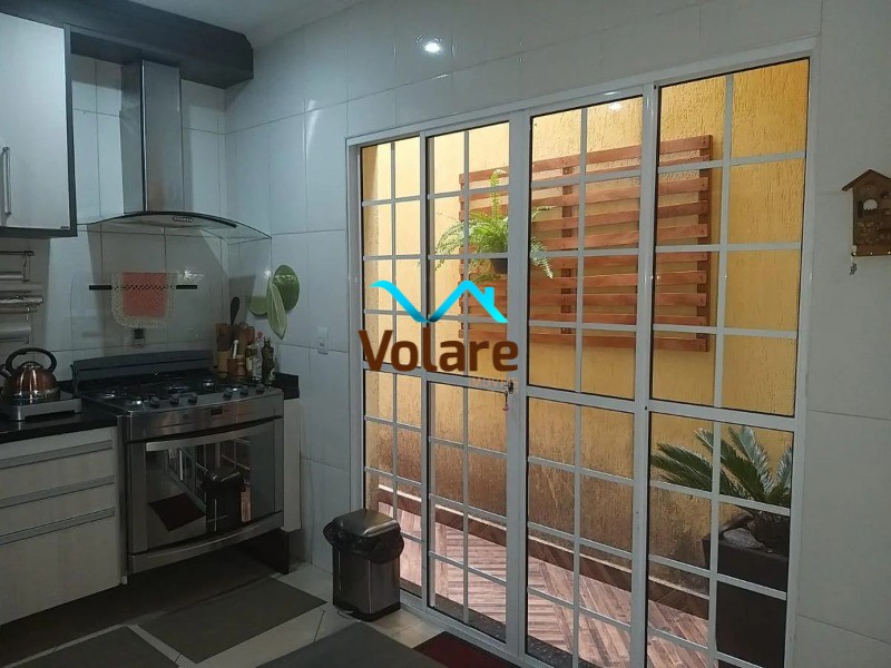 Casa à venda com 3 quartos, 125m² - Foto 9