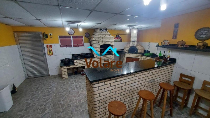 Casa à venda com 4 quartos, 400m² - Foto 1