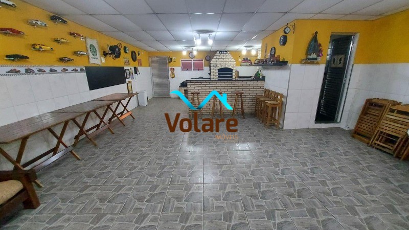 Casa à venda com 4 quartos, 400m² - Foto 4