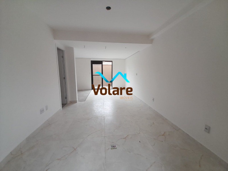 Casa à venda com 2 quartos, 79m² - Foto 1