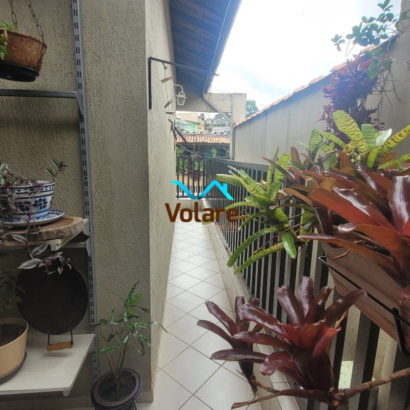 Casa à venda com 3 quartos, 340m² - Foto 16