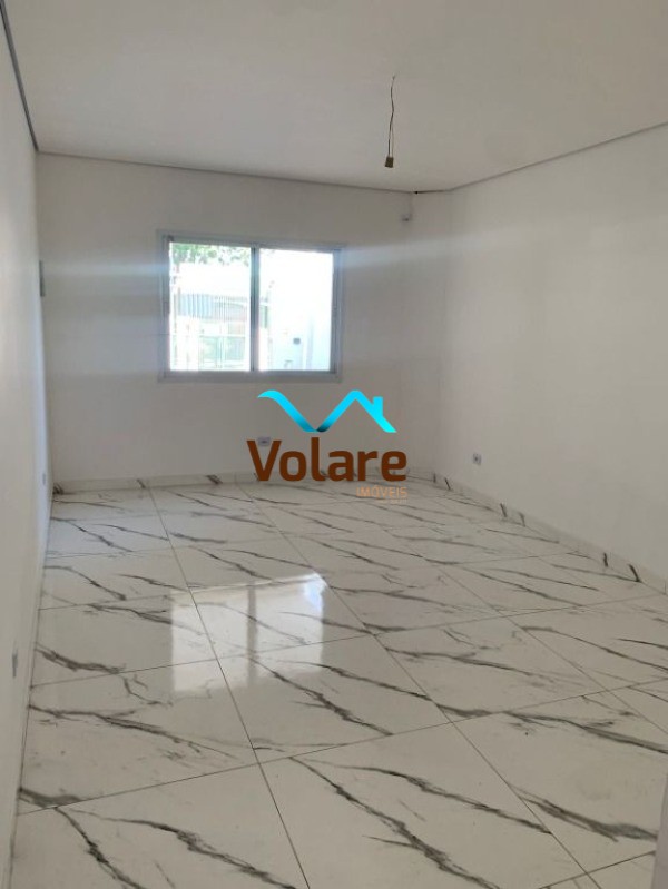 Casa à venda com 4 quartos, 130m² - Foto 2